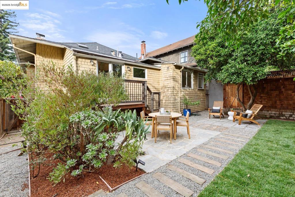 ELMWOOD - Residential