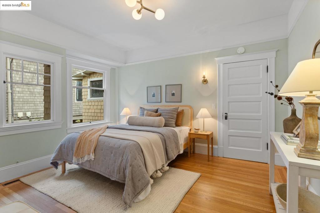 ELMWOOD - Residential