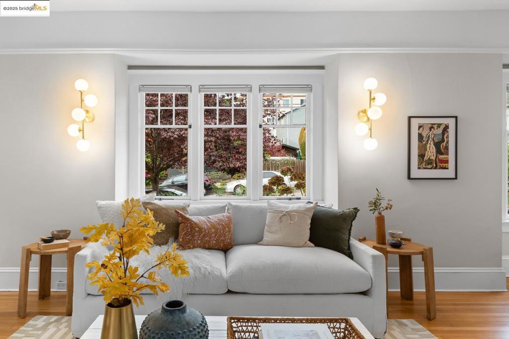 ELMWOOD - Residential