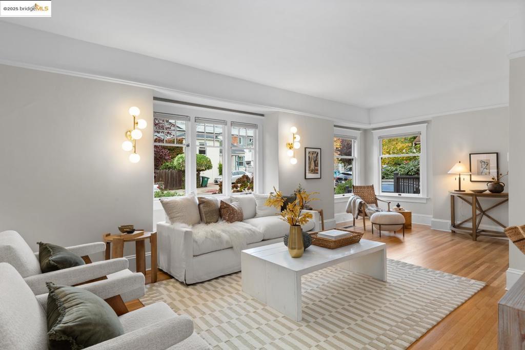 ELMWOOD - Residential