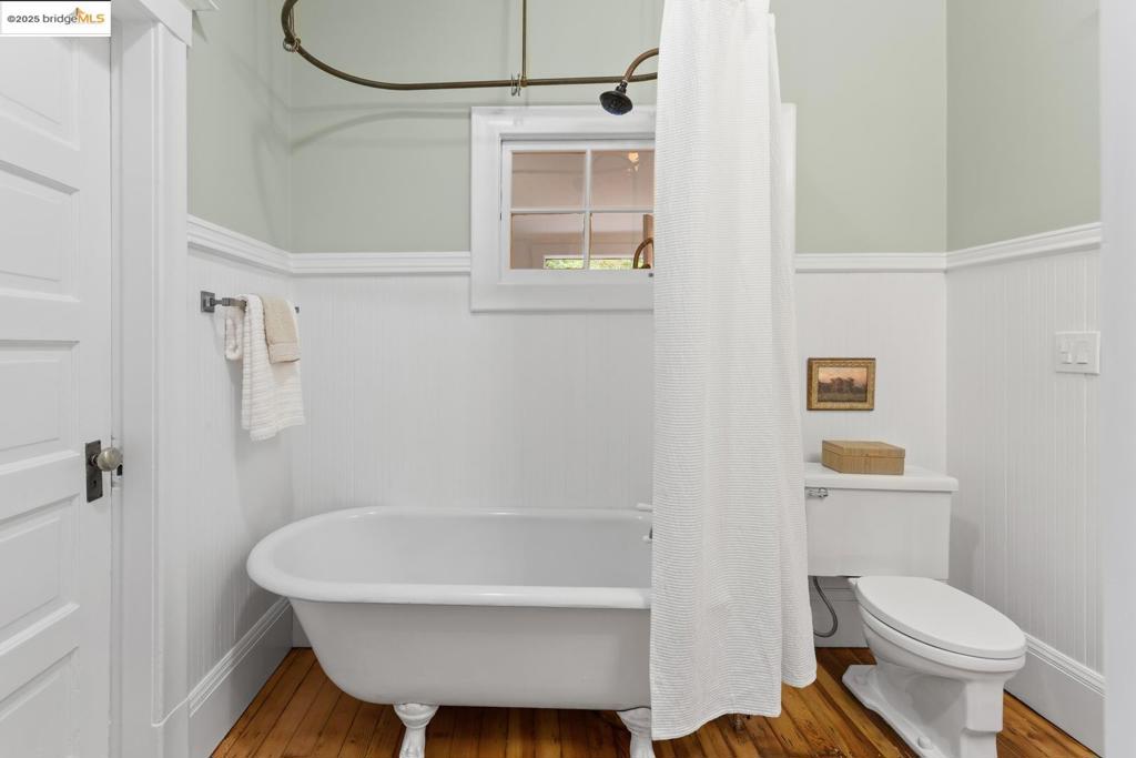 ELMWOOD - Residential