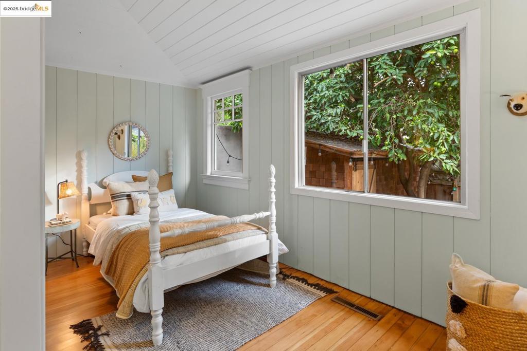 ELMWOOD - Residential