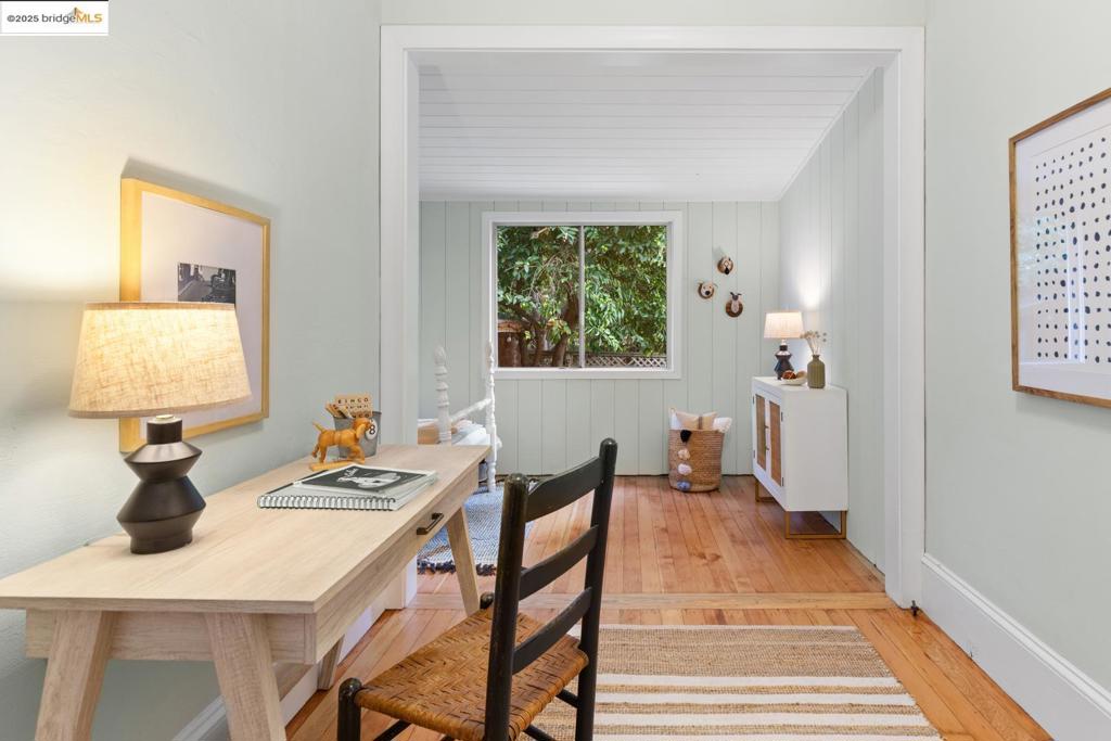 ELMWOOD - Residential