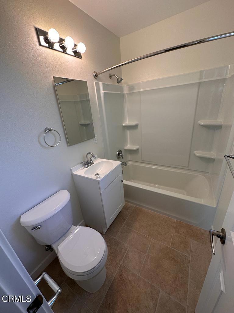 Oxnard: Other - 0033 - Residential Income