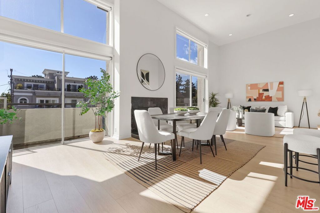 Photo of 1164 Wellesley Avenue #302, Los Angeles, CA 90049 (MLS # 26654399)