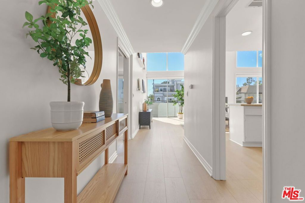 Photo of 1164 Wellesley Avenue #302, Los Angeles, CA 90049 (MLS # 26654399)