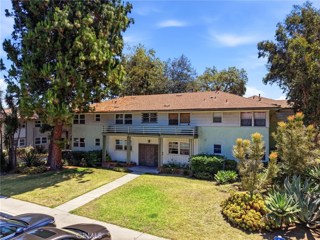 3610 Kalsman Dr 2
