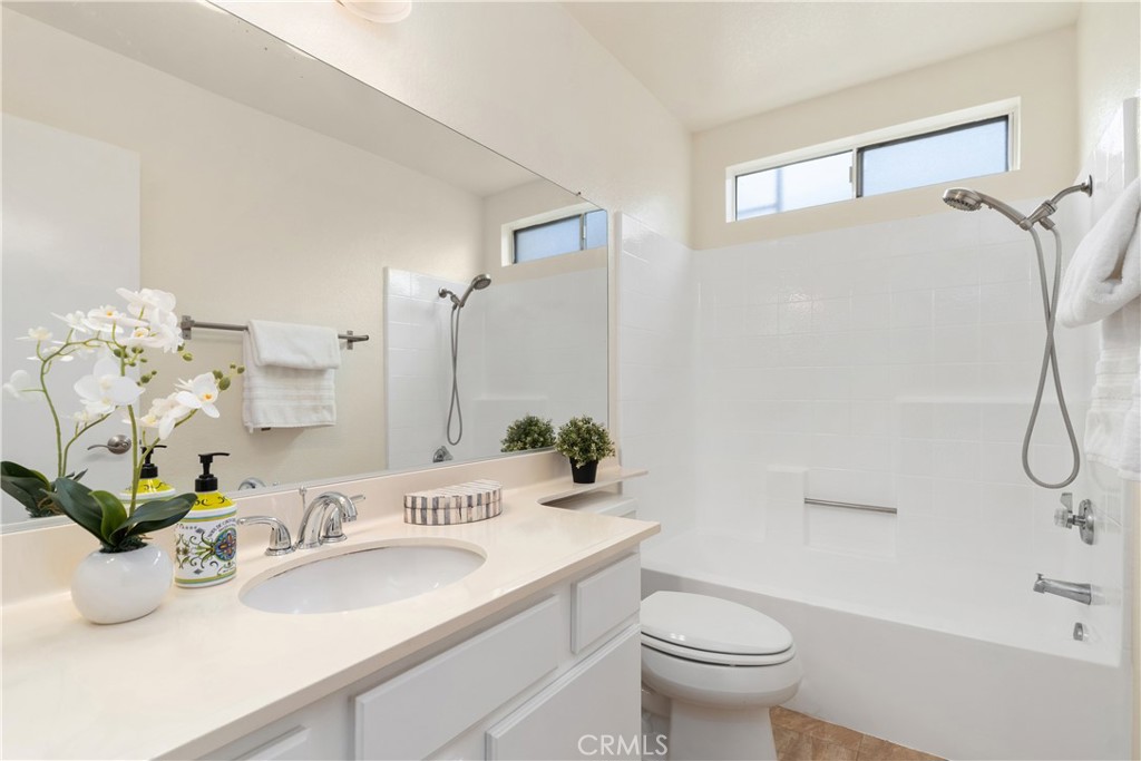 Vista Del Flores (VDF) - Residential