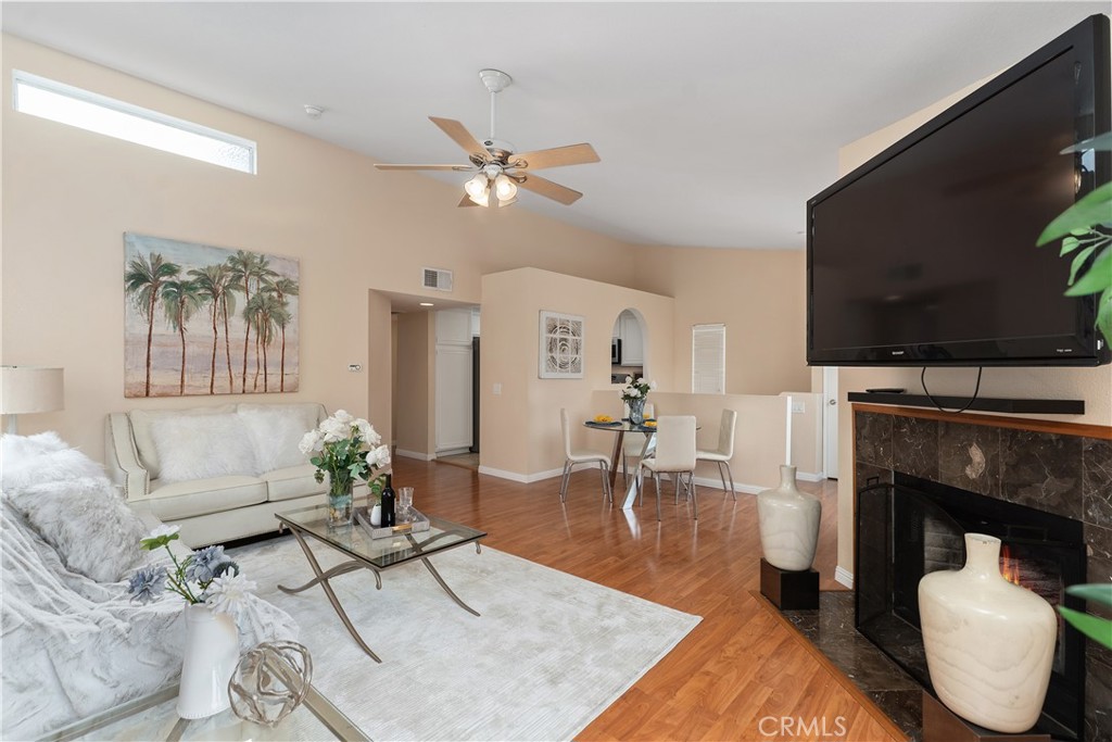 Vista Del Flores (VDF) - Residential