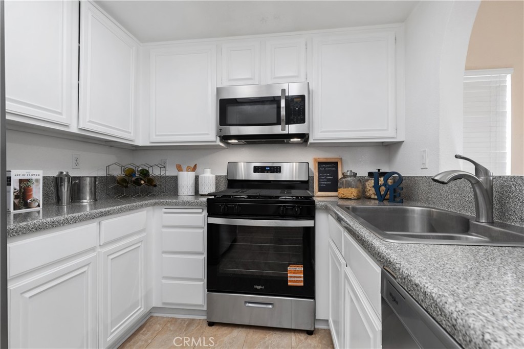 Vista Del Flores (VDF) - Residential