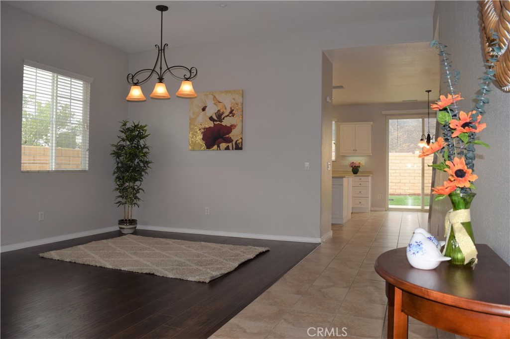 15412 Thistle Street