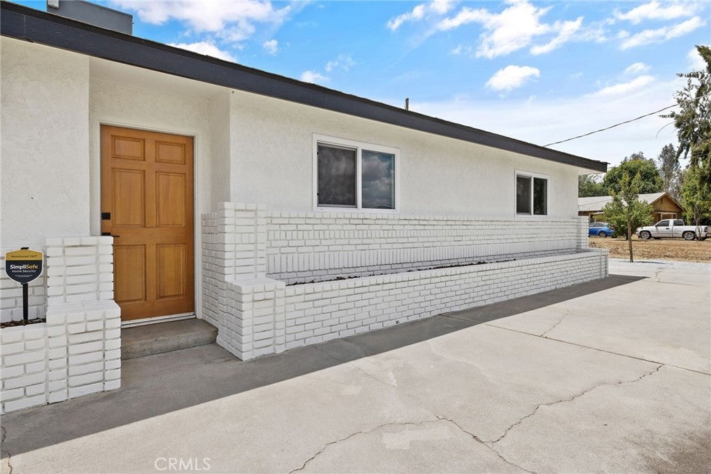 6125 E Mount Whitney