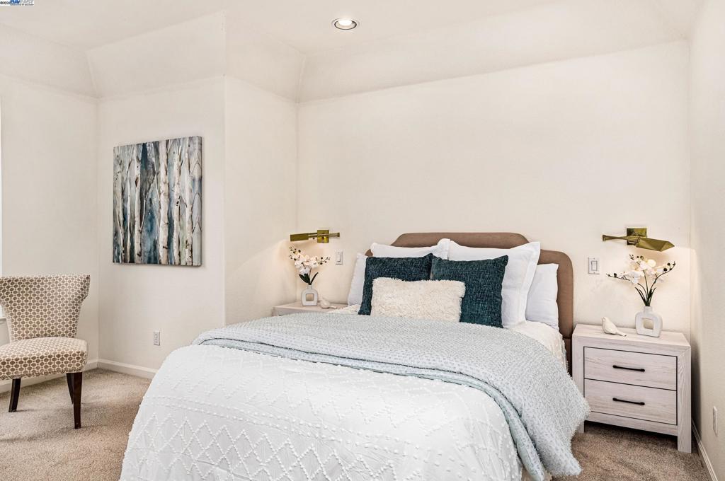 SANTA CLARA - Residential