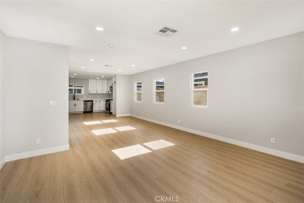 4122 W 162nd