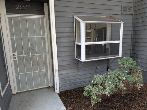 Photo of 25447 Pine Creek LN, Wilmington, CA 90744 (MLS # SB26120109)