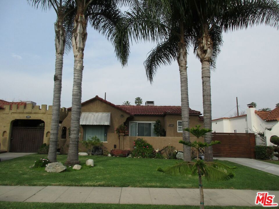 1829 W 84th Place, Los Angeles CA 90047