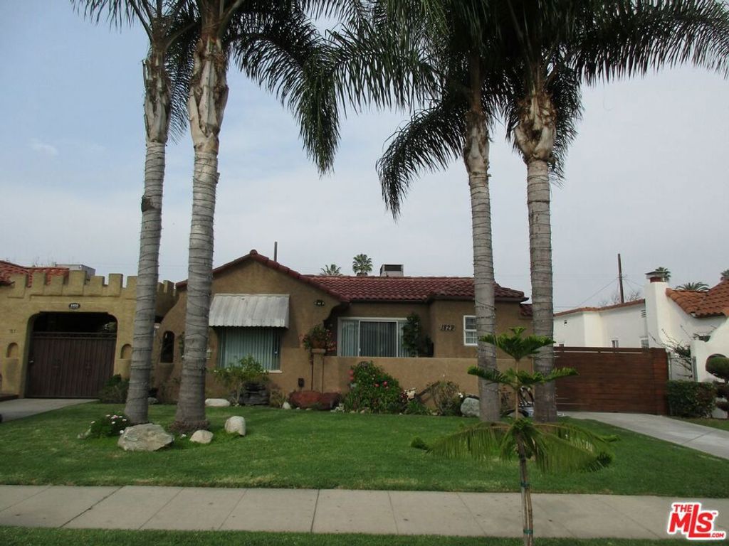Photo of 1829 W 84th Place, Los Angeles, CA 90047 (MLS # 26643367)