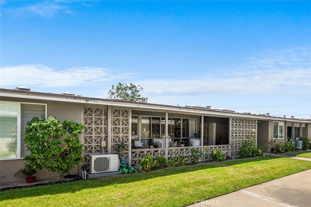 1381 Mayfield Road 141K  M6