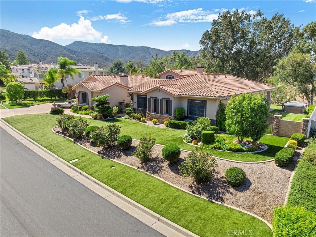 42926 Joshua Tree Court
