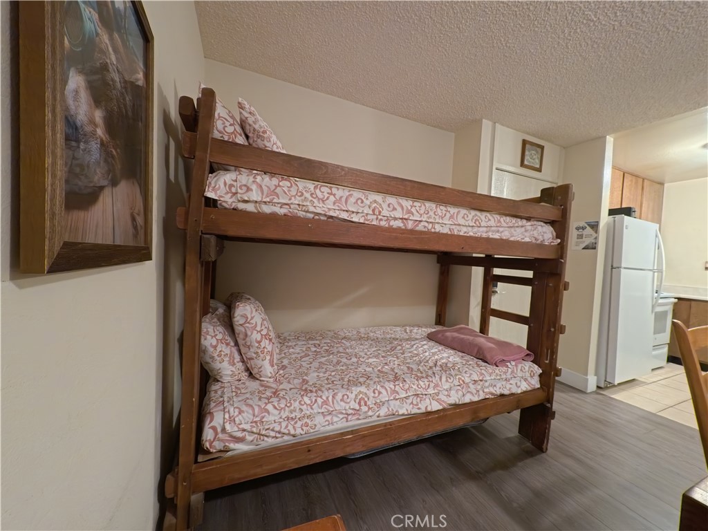 3253 Meridian 249
