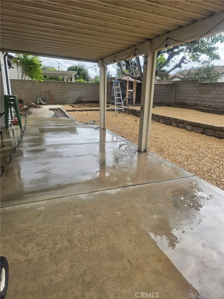 Fontana, California 92336, United States, 3 Bedrooms Bedrooms, ,2 BathroomsBathrooms,Residential,Active,247432