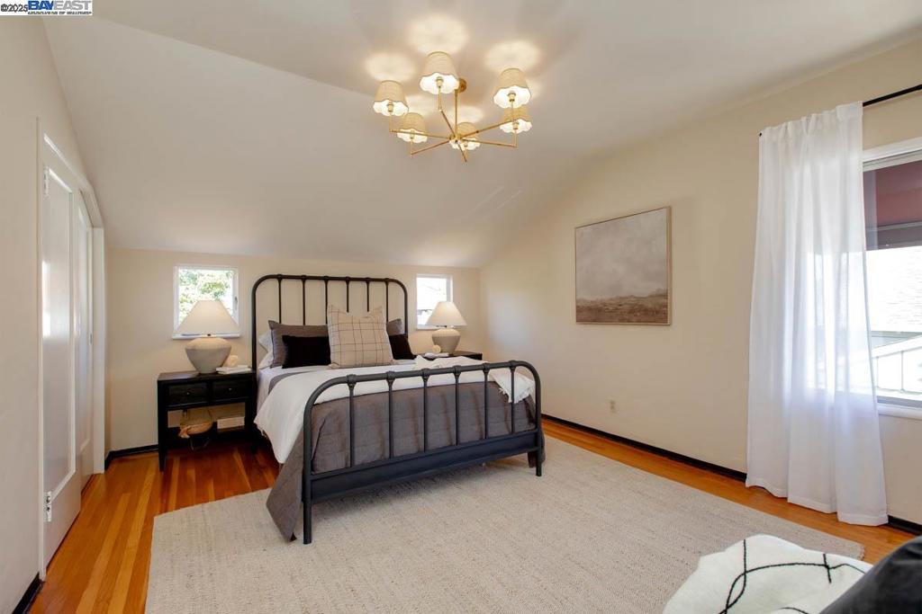EAST END - Residential