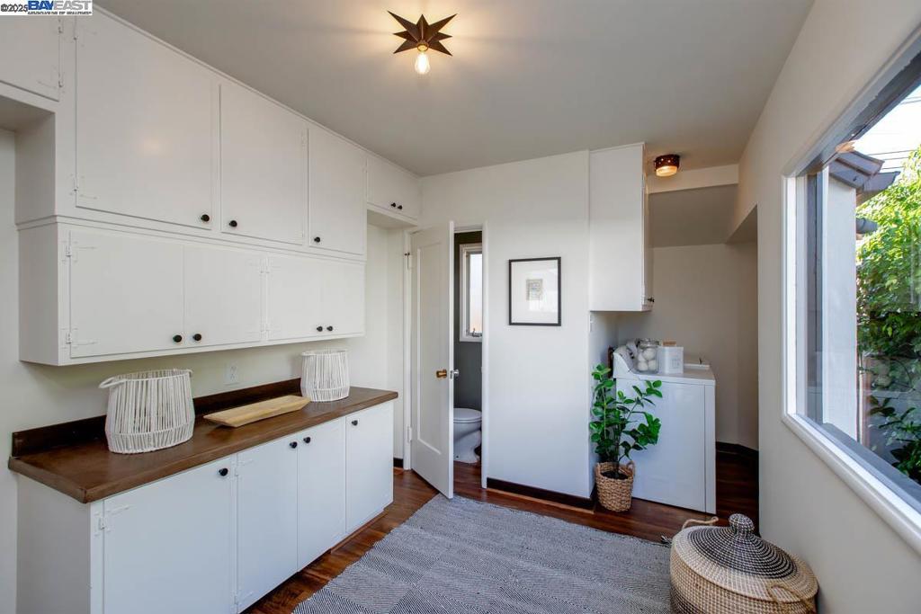 EAST END - Residential