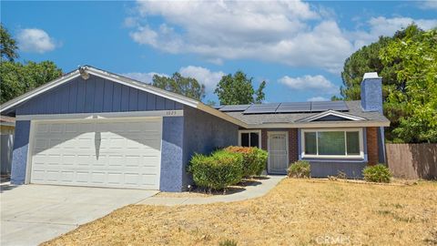 Photo of 1025 Lightcap St, Lancaster, CA 93535 (MLS # PW26043967)