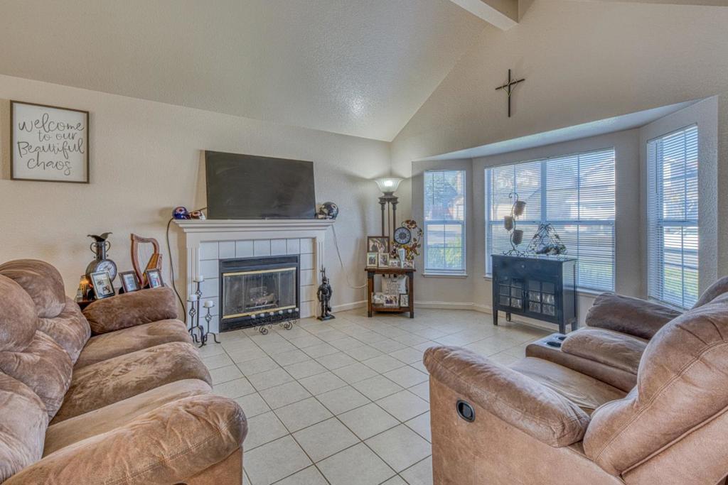 796 Riverton Way