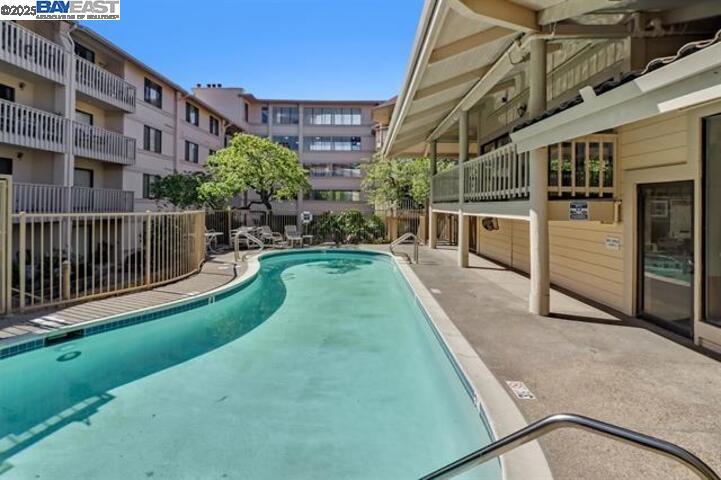 DOWNTOWN SAN LEA - Residential
