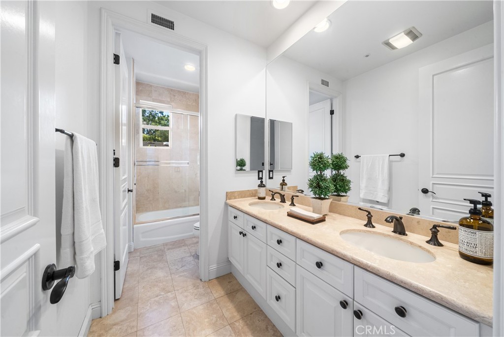 Crytsal Island (CRYI) - Residential