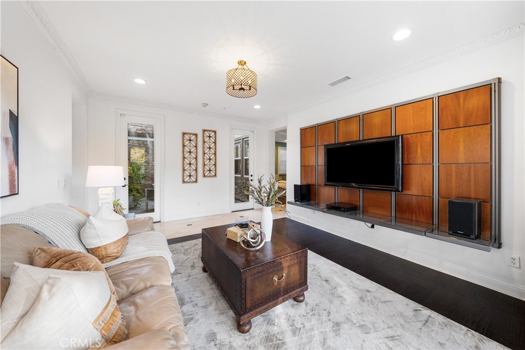 Crytsal Island (CRYI) - Residential