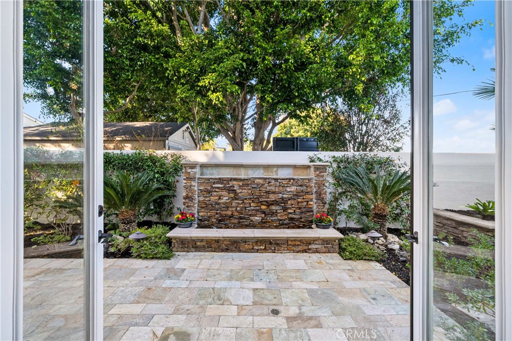 Crytsal Island (CRYI) - Residential