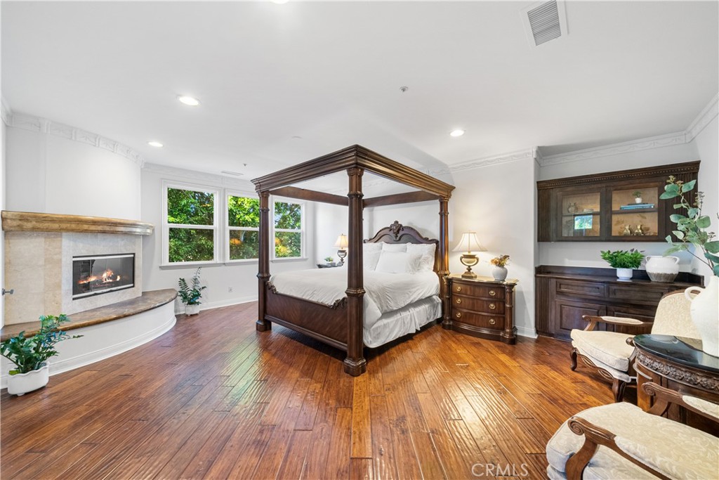 Crytsal Island (CRYI) - Residential