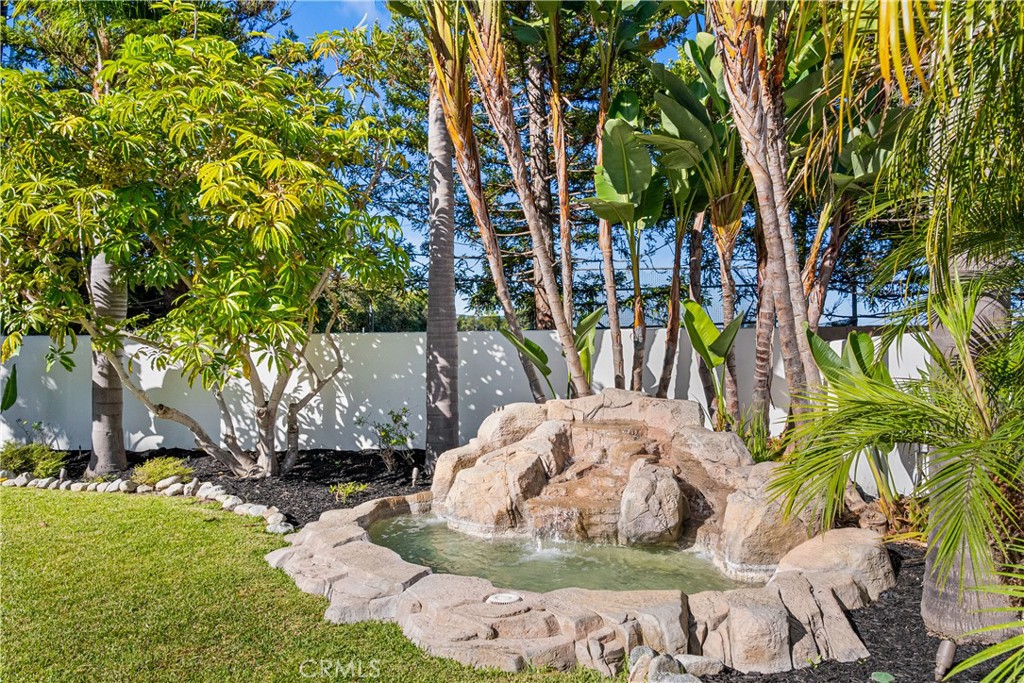 Crytsal Island (CRYI) - Residential