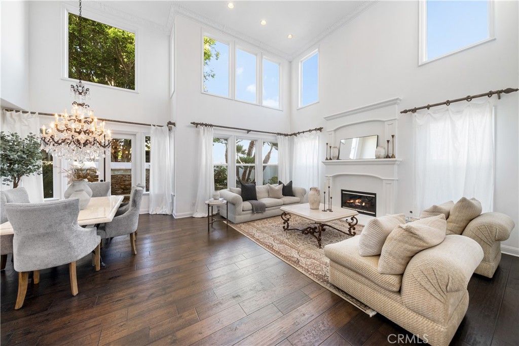 Photo of 19731 Estate Circle Cir, Huntington Beach, CA 92648 (MLS # PW25229172)