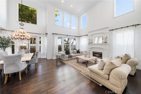 Photo of 19731 Estate Circle Cir, Huntington Beach, CA 92648 (MLS # PW25229172)