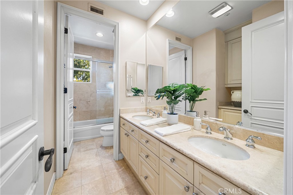 Crytsal Island (CRYI) - Residential