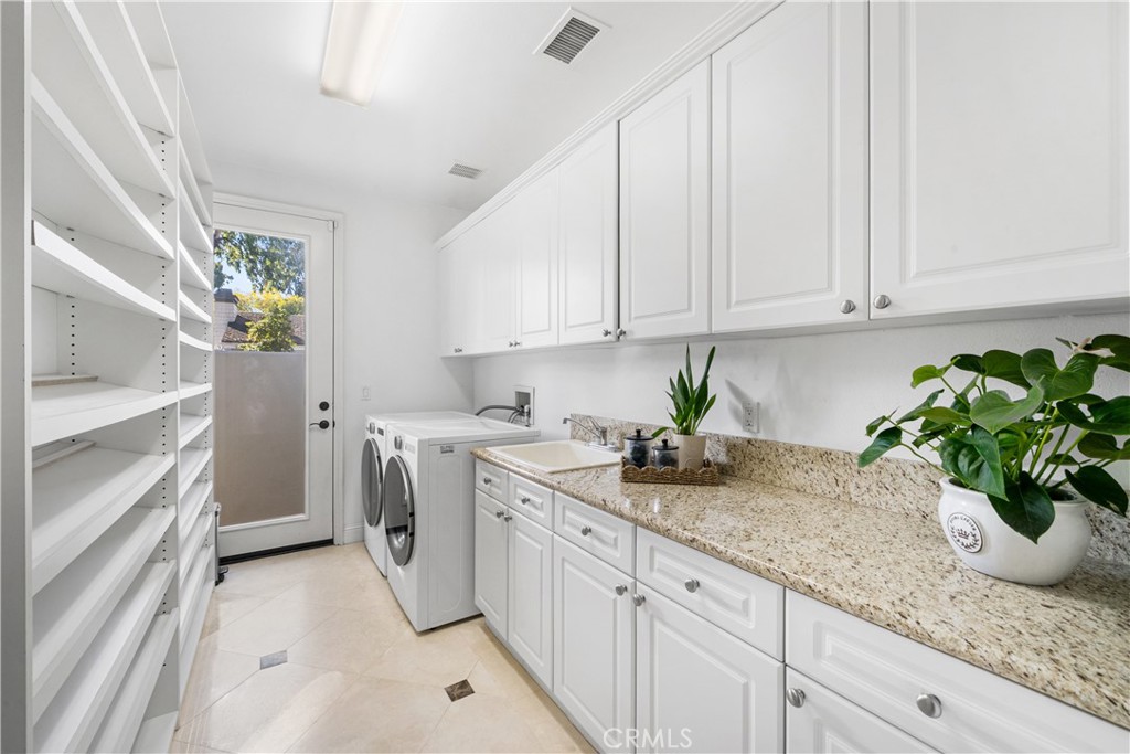 Crytsal Island (CRYI) - Residential