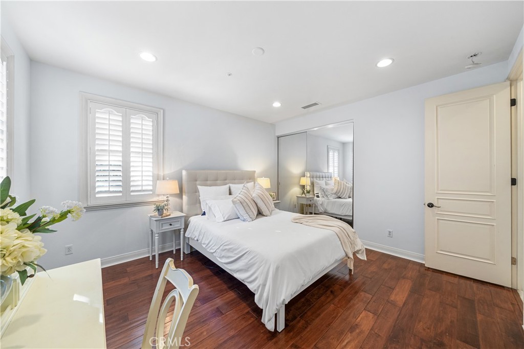 Crytsal Island (CRYI) - Residential