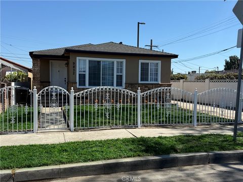 Photo of 9832 San Miguel Avenue, South Gate, CA 90280 (MLS # DW26061494)