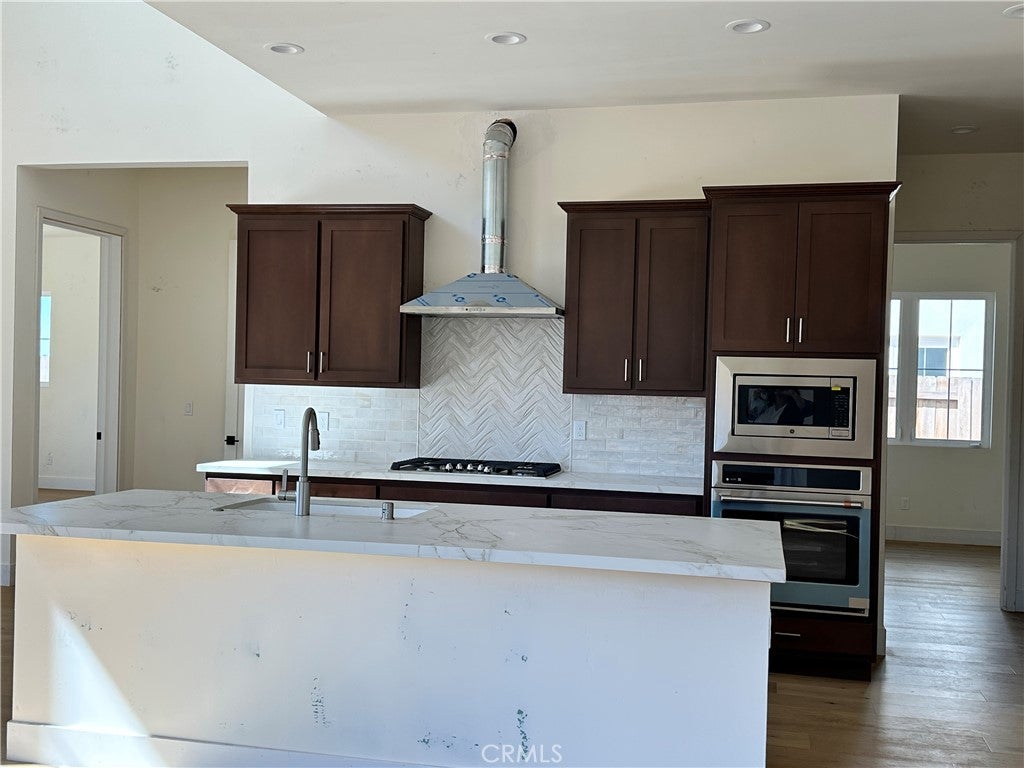 5833 Morning Glory Drive