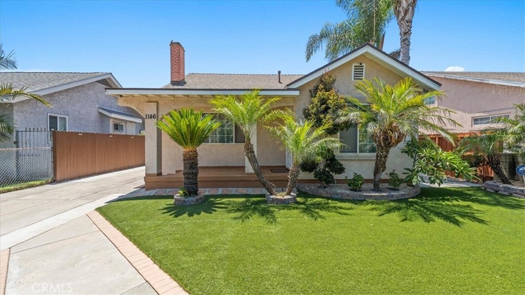 1146 W 74th Street