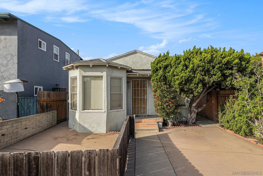 814 816 San Luis Rey Place