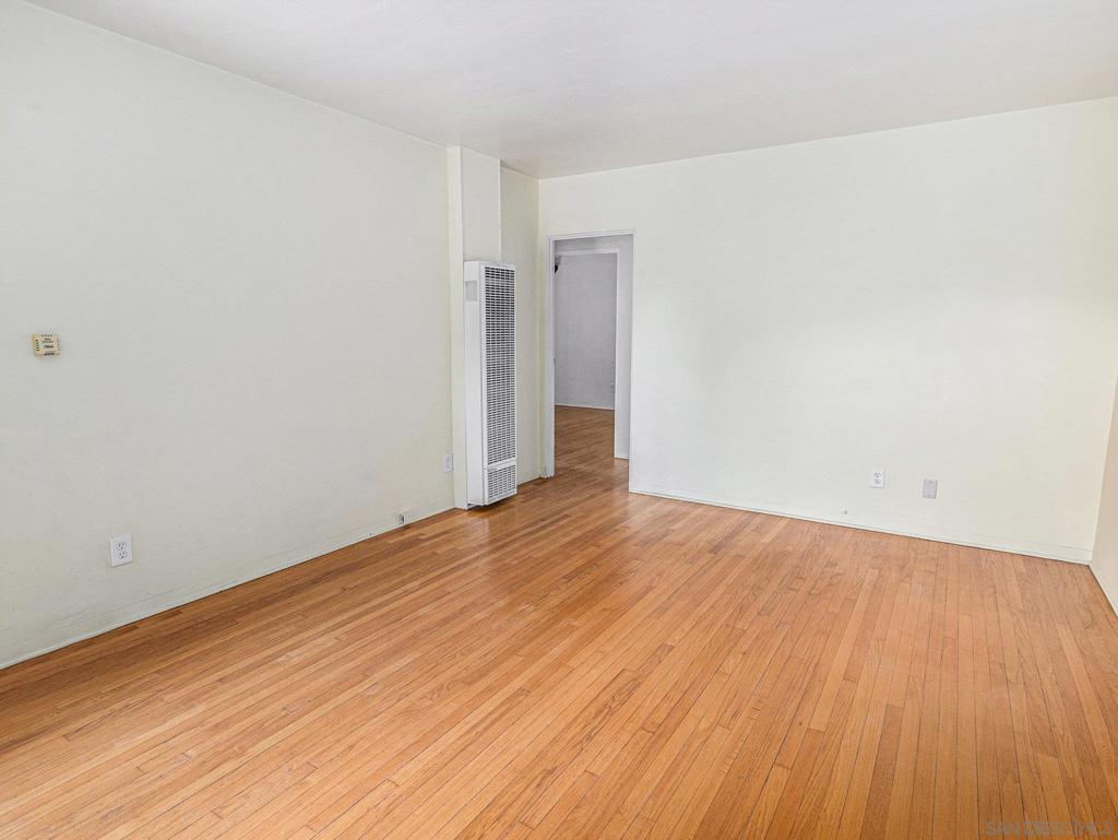 Mission Beach - Residential Income