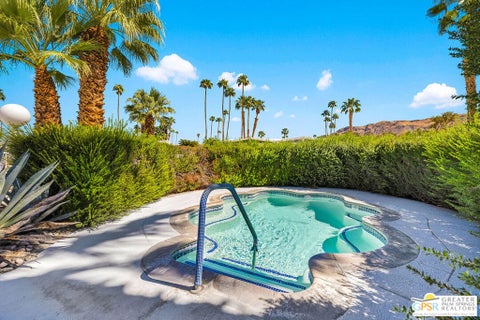 Tiny photo for 543 E San Jose Road, Palm Springs, CA 92264 (MLS # 26996795PS)
