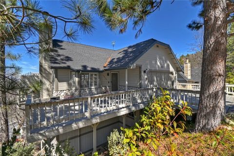 Photo of 28738 Bryce Drive, Lake Arrowhead, CA 92352 (MLS # IG26055906)