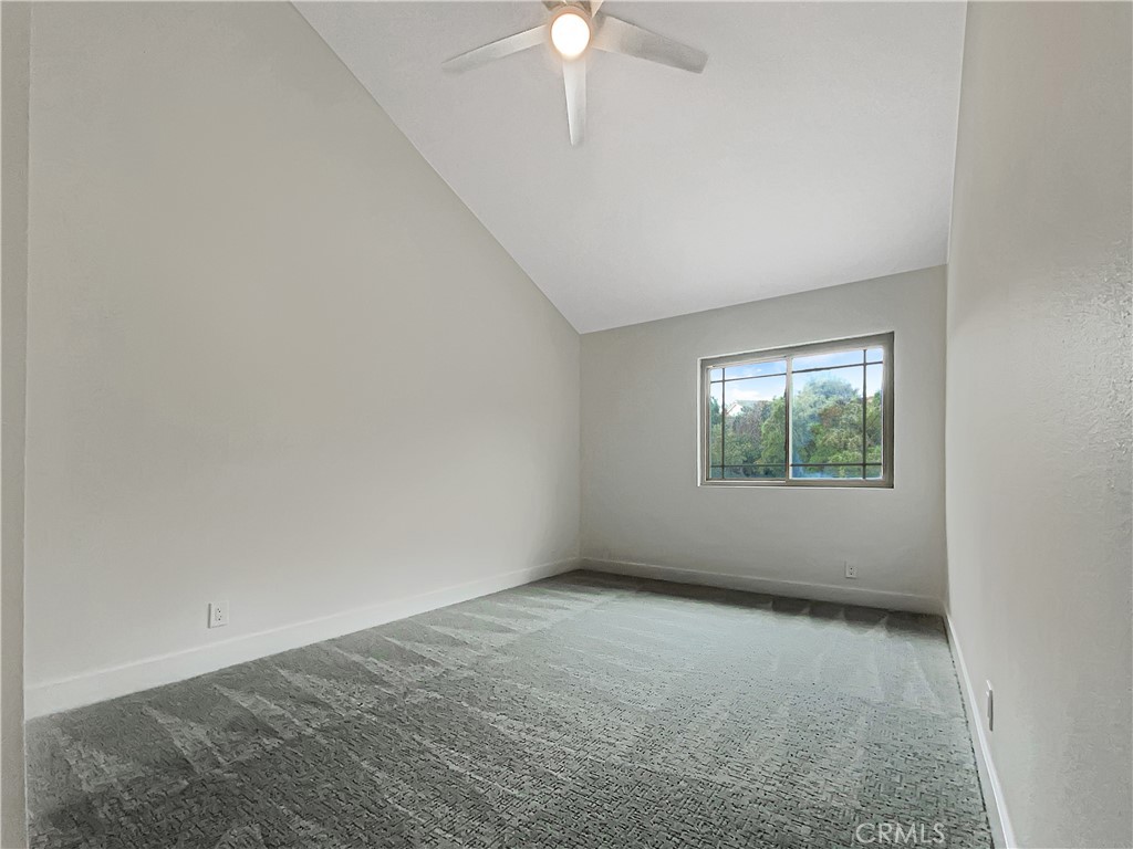 3182 Oakcrest Drive