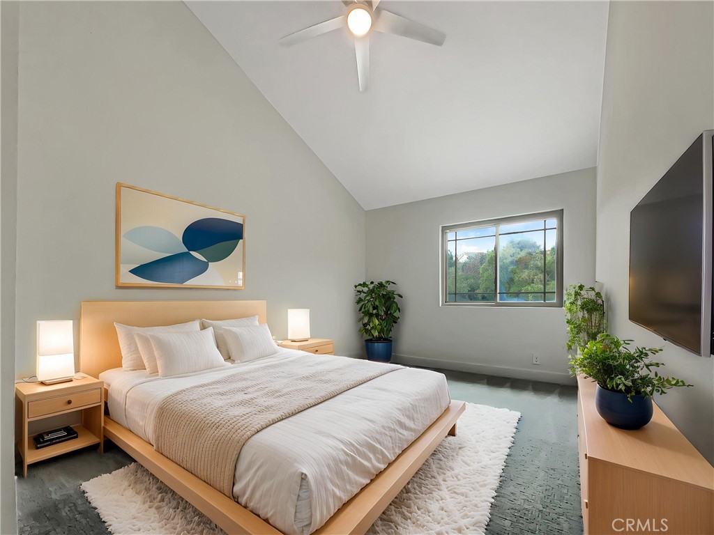 3182 Oakcrest Drive