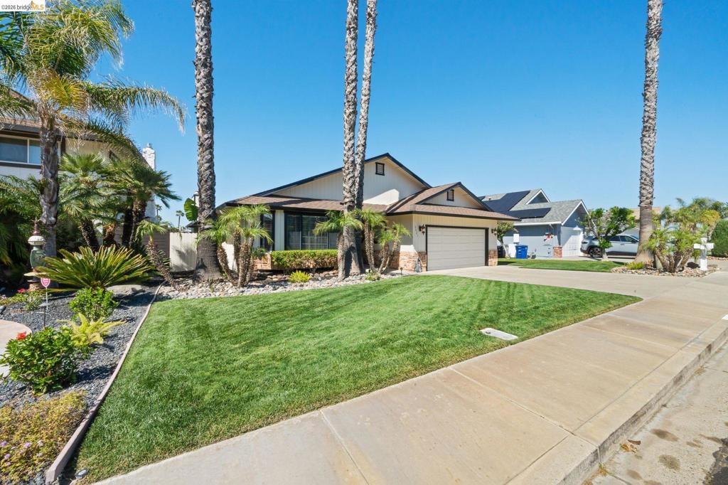 5621 Starboard Dr